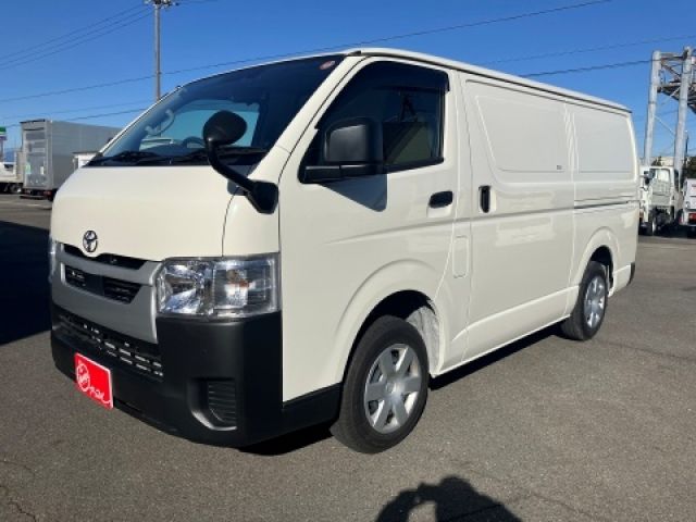 TOYOTA / HIACE van 2WD