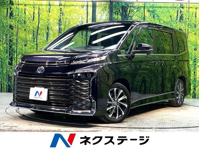 TOYOTA / VOXY HYBRID