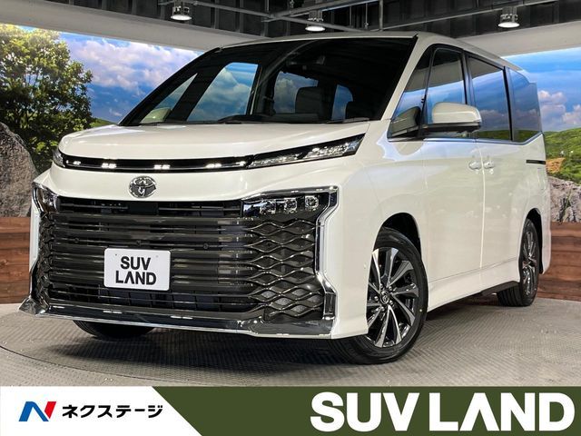 TOYOTA / VOXY HYBRID