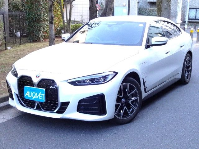 BMW / BMW i4