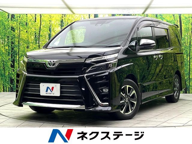 TOYOTA / VOXY