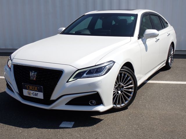 TOYOTA / CROWN sedan hybrid