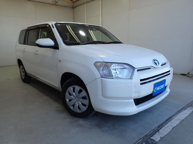 TOYOTA / PROBOX van HYBRID