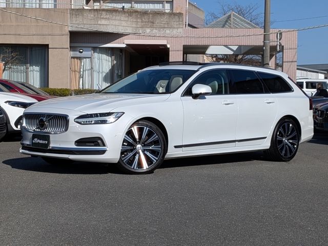 VOLVO / VOLVO V90