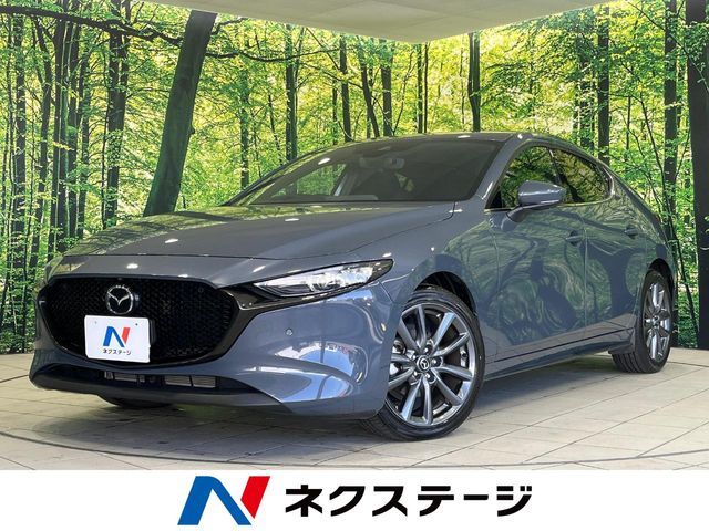Japanese used car Ref# 1539290 MAZDA / MAZDA3 FASTBACK