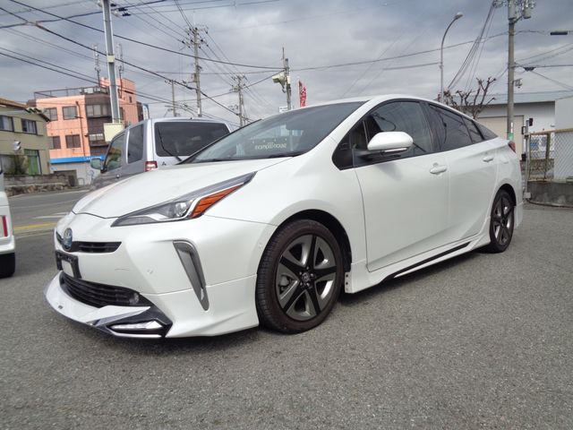 TOYOTA / PRIUS