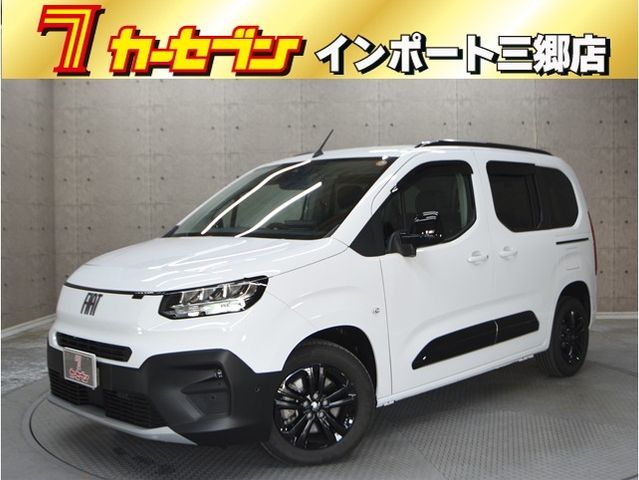 Japanese used car Ref# 1539975 FIAT / FIAT DOBLO