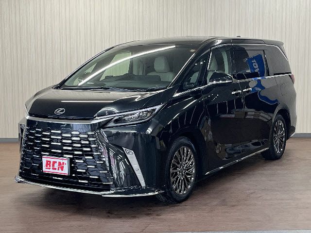 Japanese used car Ref# 1540183 TOYOTA / ﾚｸｻｽ LM500h