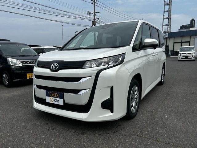 TOYOTA / NOAH