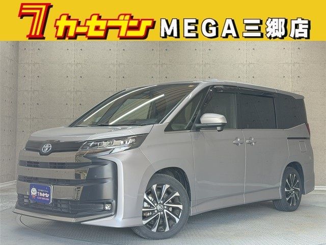 TOYOTA / NOAH HYBRID