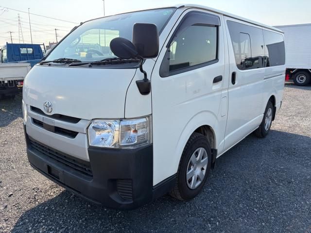TOYOTA / HIACE REGIUS WGN