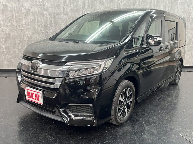 HONDA / STEPWAGON SPADA