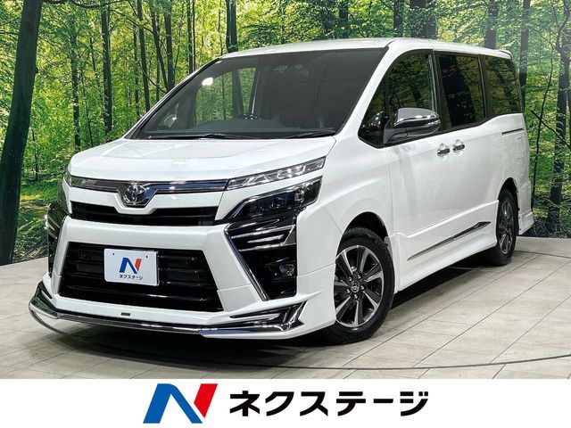 TOYOTA / VOXY