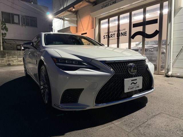 TOYOTA / LEXUS LS500h 4WD