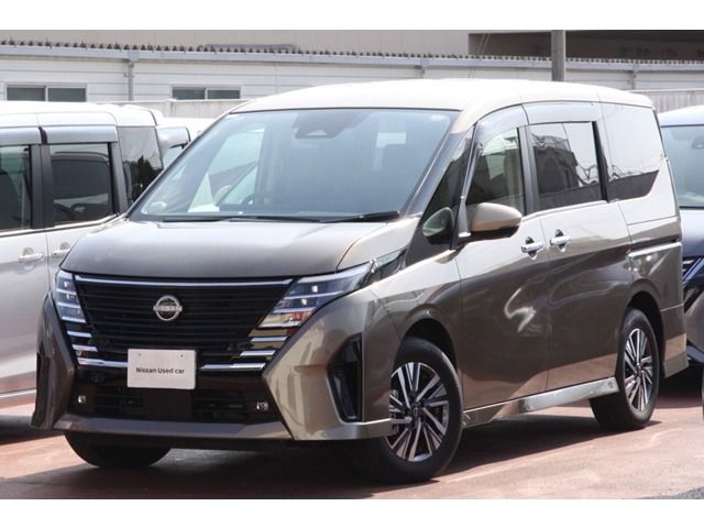 NISSAN / SERENA  WG 4WD