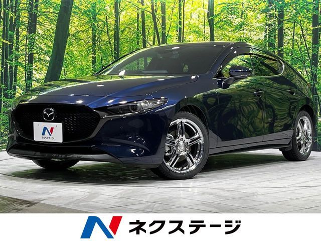 Japanese used car Ref# 1541523 MAZDA / MAZDA3 FASTBACK
