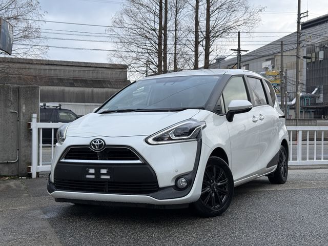 TOYOTA / SIENTA