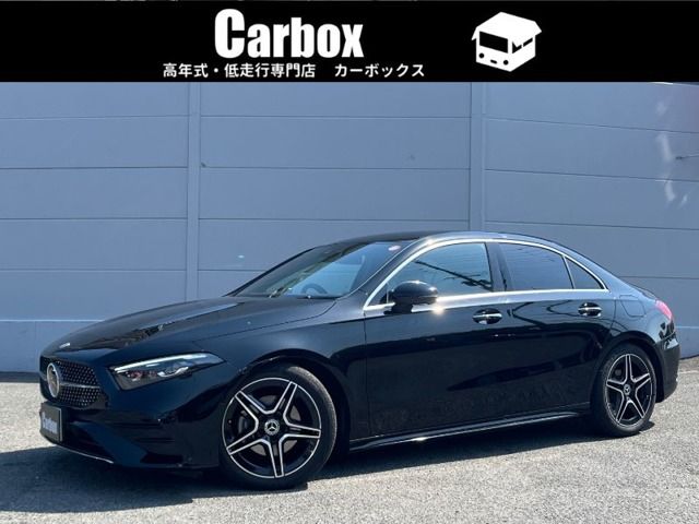 MERCEDES BENZ / MERCEDES BENZ A class sedan