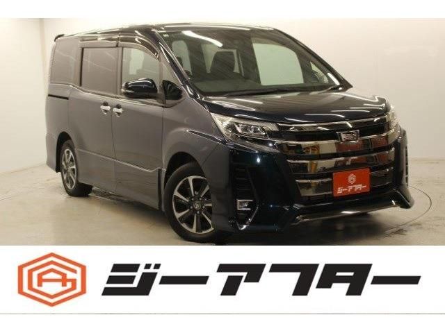 TOYOTA / NOAH