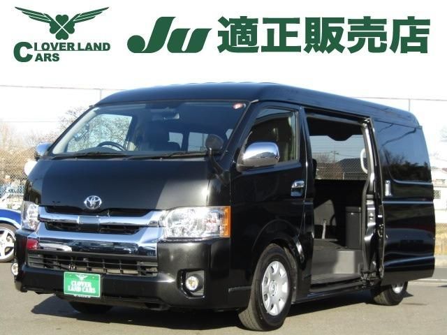 TOYOTA / HIACE wagon