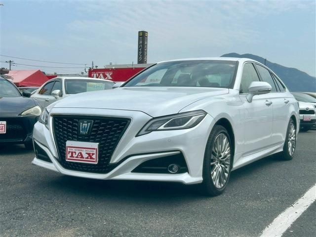 TOYOTA / CROWN sedan hybrid