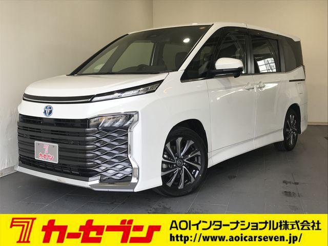 TOYOTA / VOXY HYBRID