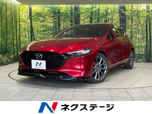 Japanese used car Ref# 1542458 MAZDA / MAZDA3 FASTBACK