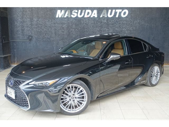 TOYOTA / LEXUS IS300h