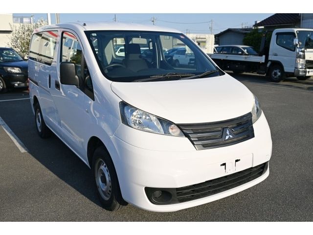 Japanese used car Ref# 1542840 MITSUBISHI / DELICA van 2WD