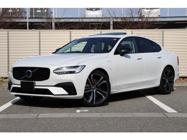 VOLVO / VOLVO S90