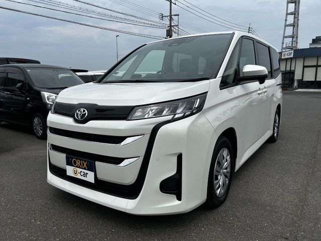 TOYOTA / NOAH