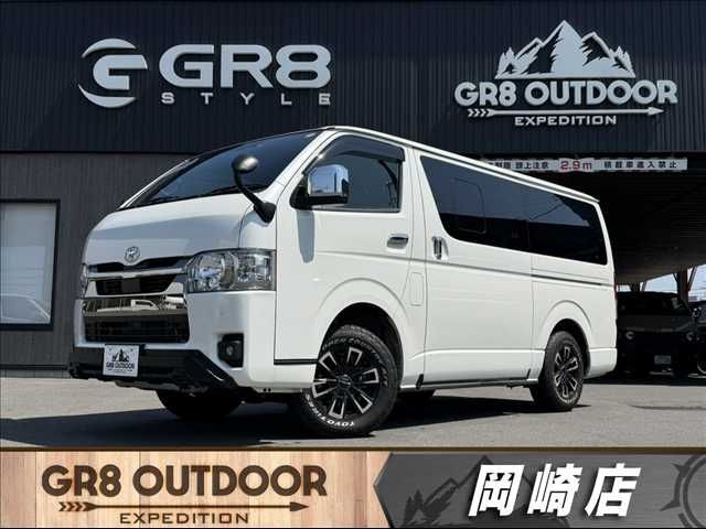 TOYOTA / HIACE van 4WD