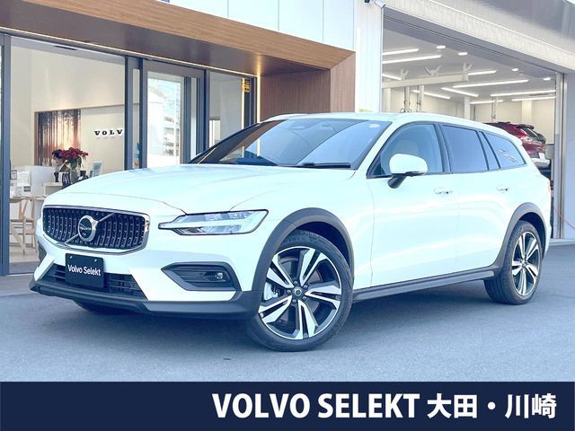 Japanese used car Ref# 1543126 VOLVO / VOLVO V60 CROSS COUNTRY