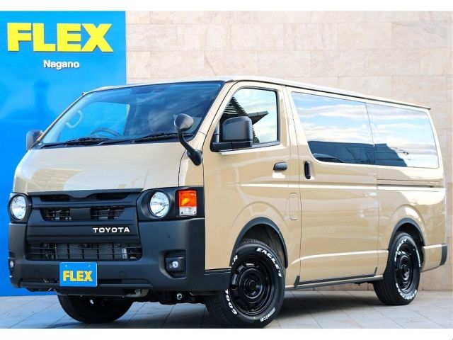TOYOTA / HIACE van 4WD