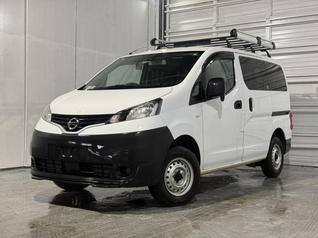 NISSAN / NV200 VANETTE van 4WD
