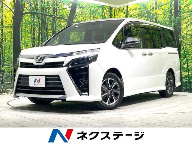 TOYOTA / VOXY