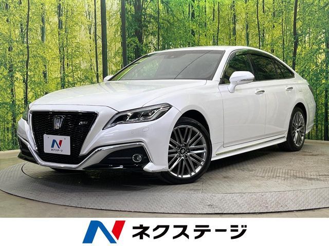 TOYOTA / CROWN sedan hybrid 4WD