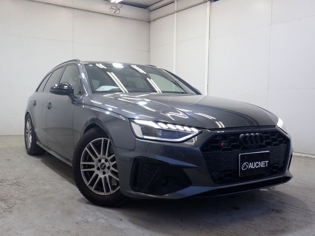 AUDI / AUDI S4 AVANT