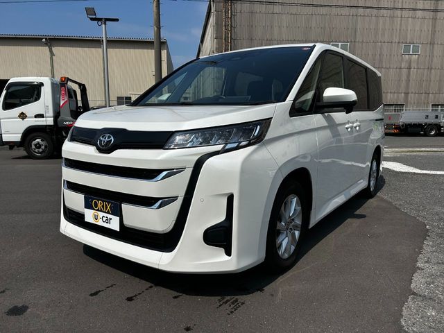 TOYOTA / NOAH