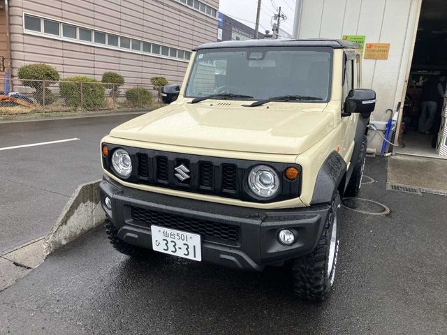 SUZUKI / JIMNY SIERRA
