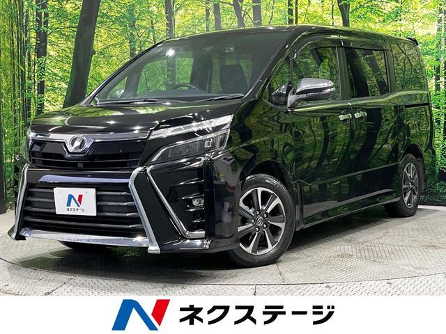 TOYOTA / VOXY