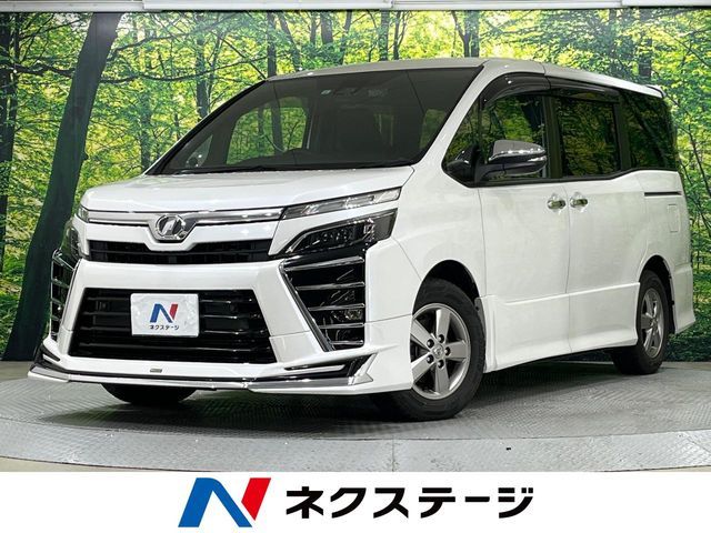 TOYOTA / VOXY