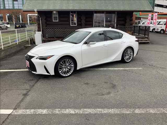 TOYOTA / LEXUS IS300h