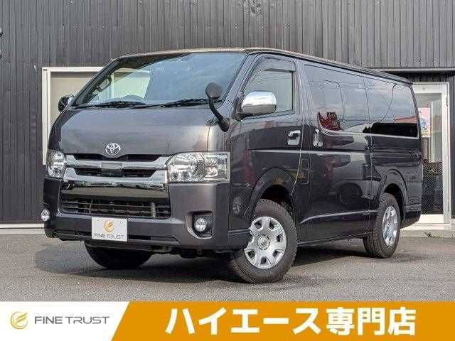 TOYOTA / HIACE van 4WD
