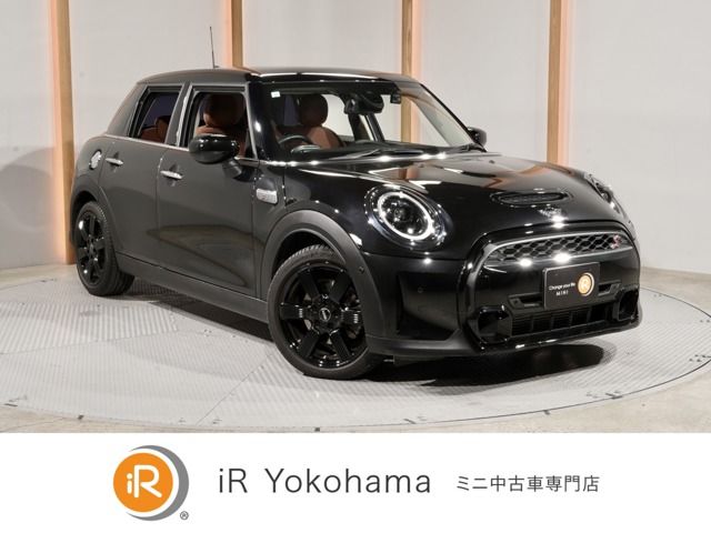 Japanese used car Ref# 1544618 BMW / MINI COOPER SD 5DOOR