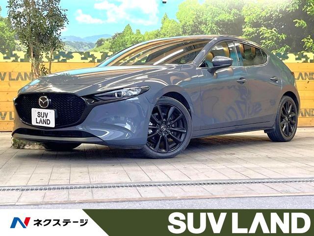 Japanese used car Ref# 1545131 MAZDA / MAZDA3 FASTBACK