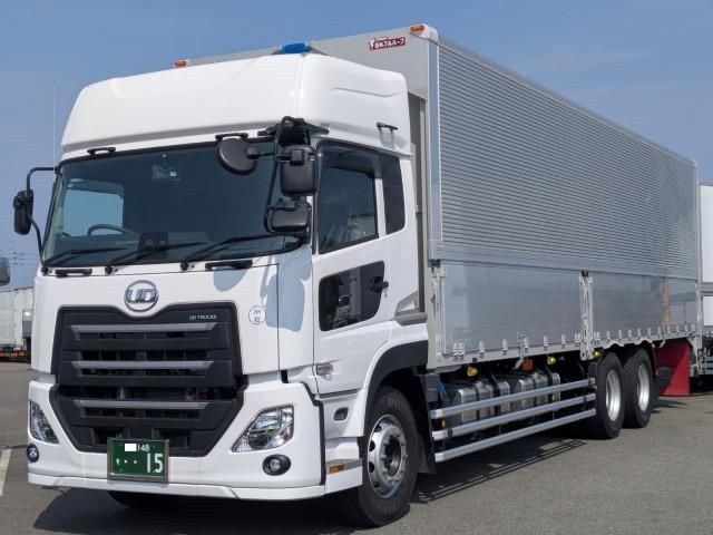 Japanese used car Ref# 1545365 NISSAN DIESEL / Quon