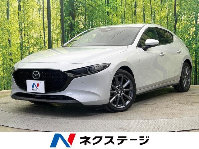Japanese used car Ref# 1545534 MAZDA / MAZDA3 FASTBACK