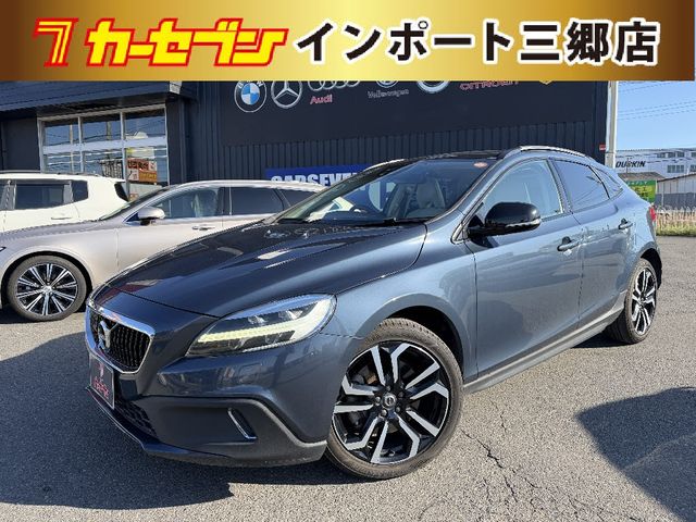 Japanese used car Ref# 1545578 VOLVO / VOLVO V40 CROSS COUNTRY