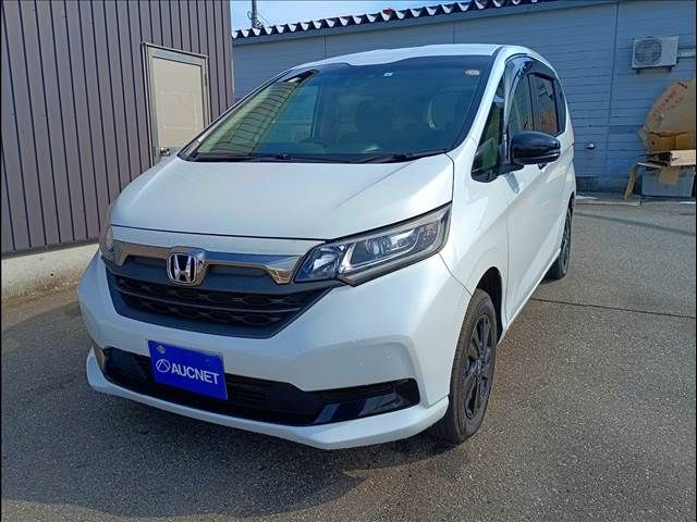 HONDA / FREED plus HYBRID 4WD